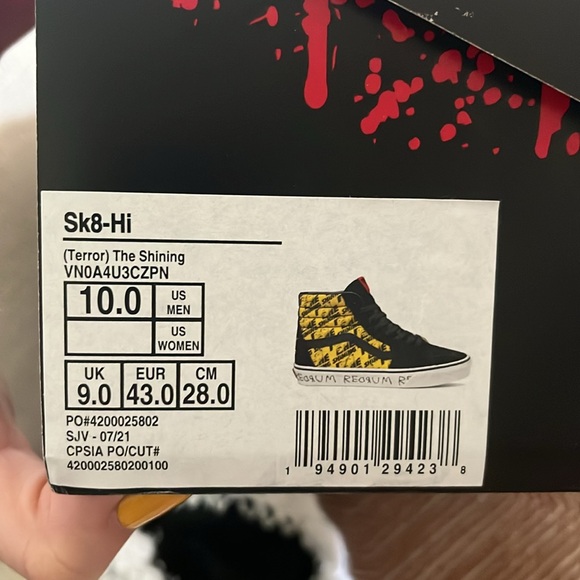 Vans House of Terror x Sk8-Hi 'The
Shining' Men’s Size 10 - Picture 9 of 9